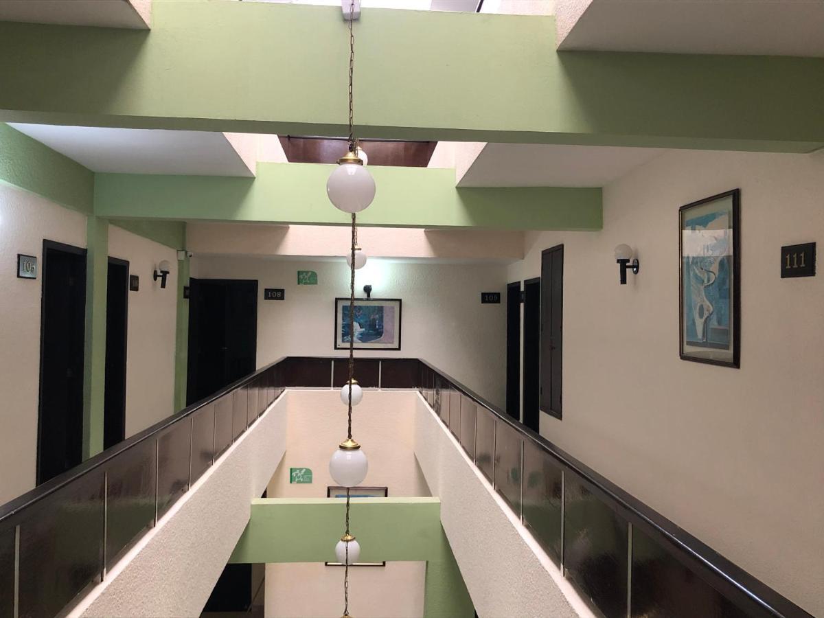 Hotel Francis Culiacán エクステリア 写真